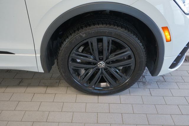 Thumbnail: 2022 Volkswagen Tiguan - 7