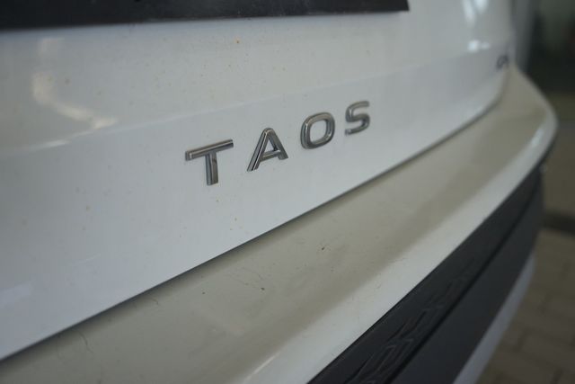 Thumbnail: 2022 Volkswagen Taos - 6