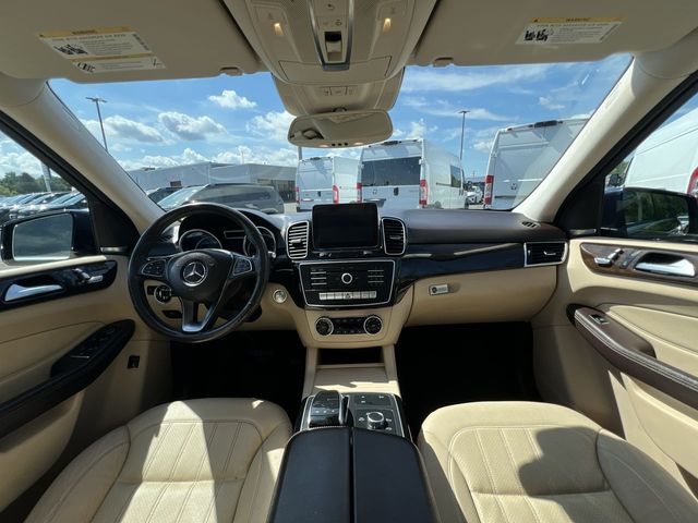 Thumbnail: 2017 Mercedes-Benz GLE - 15