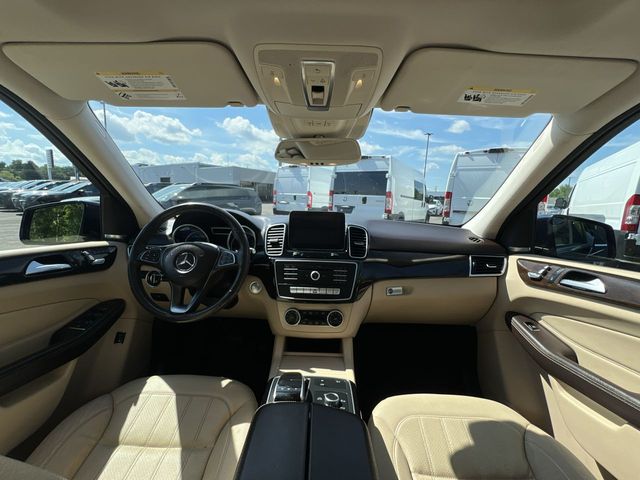Thumbnail: 2017 Mercedes-Benz GLE - 2