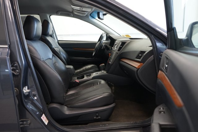 Thumbnail: 2013 Subaru Outback - 11