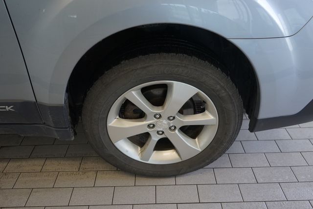 Thumbnail: 2013 Subaru Outback - 8