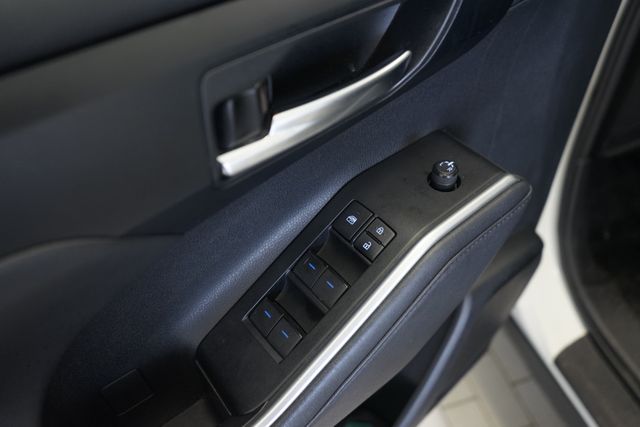 Thumbnail: 2021 Toyota Highlander - 28