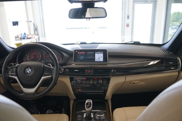 Thumbnail: 2018 BMW X5 - 9