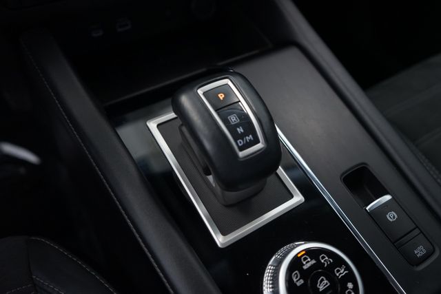 Thumbnail: 2022 Mitsubishi Outlander - 14
