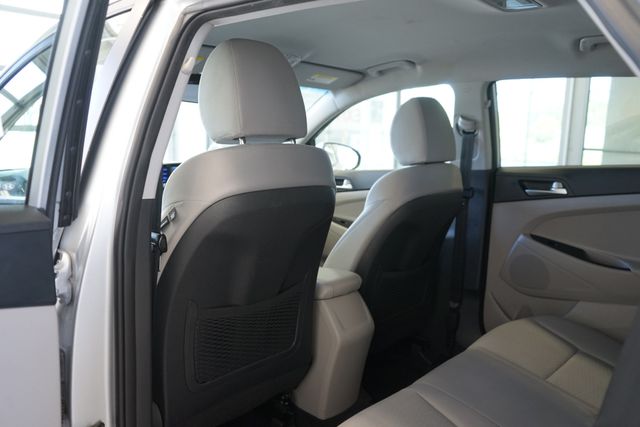 Thumbnail: 2019 Hyundai Tucson - 12