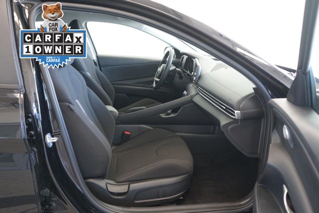 Thumbnail: 2023 Hyundai Elantra - 11