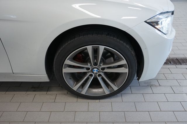 Thumbnail: 2018 BMW 3 Series - 7