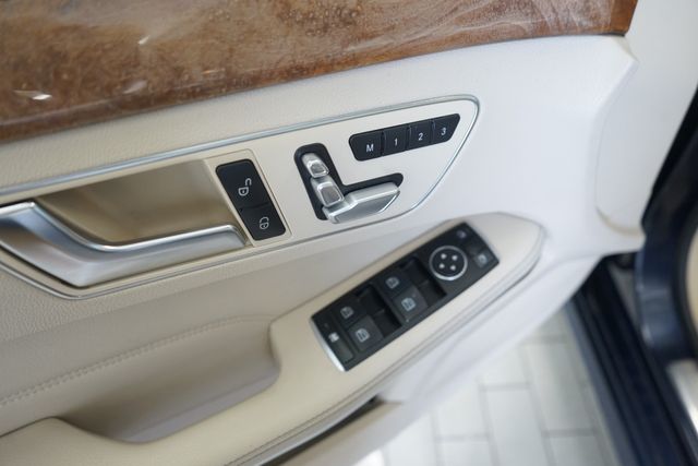 Thumbnail: 2014 Mercedes-Benz E-Class - 27