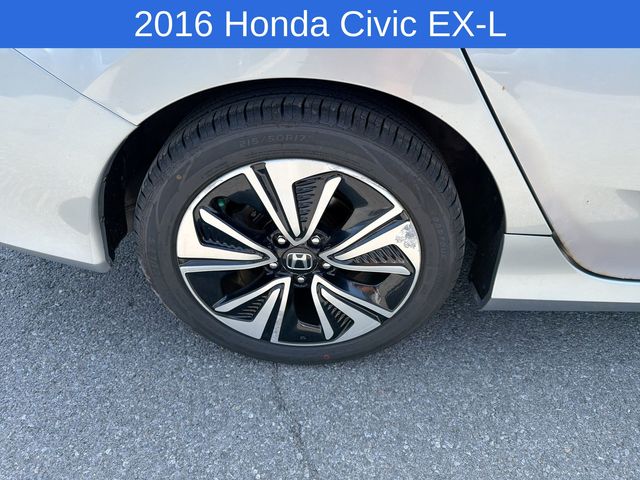 Thumbnail: 2016 Honda Civic - 8