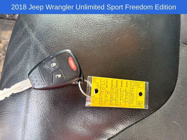 Thumbnail: 2018 Jeep Wrangler - 9