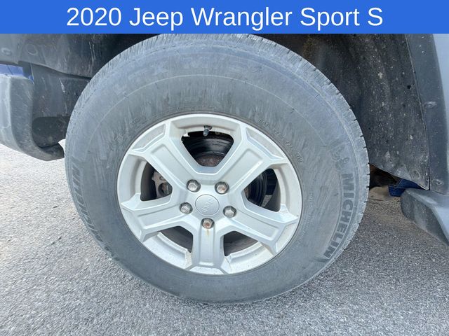 Thumbnail: 2020 Jeep Wrangler - 6