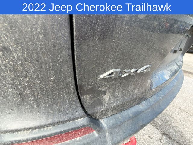 Thumbnail: 2022 Jeep Cherokee - 12