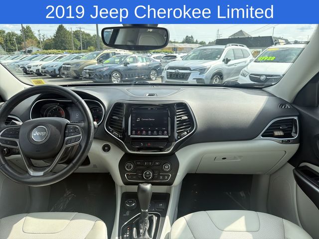 Thumbnail: 2019 Jeep Cherokee - 2