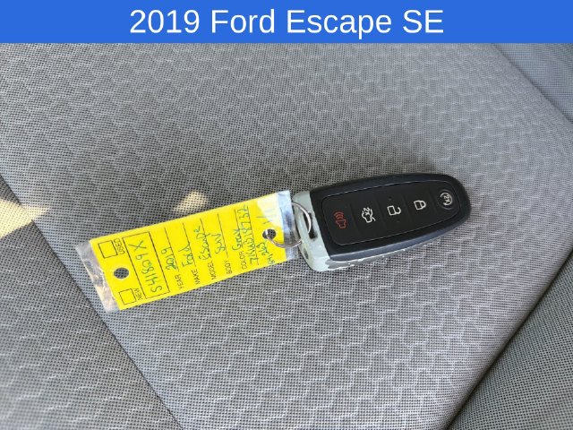 Thumbnail: 2019 Ford Escape - 16