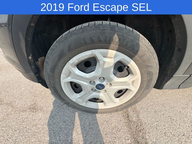 Thumbnail: 2019 Ford Escape - 19