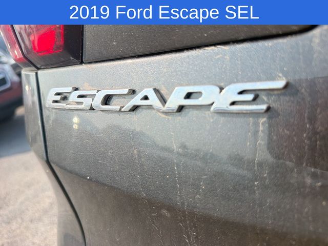 Thumbnail: 2019 Ford Escape - 6