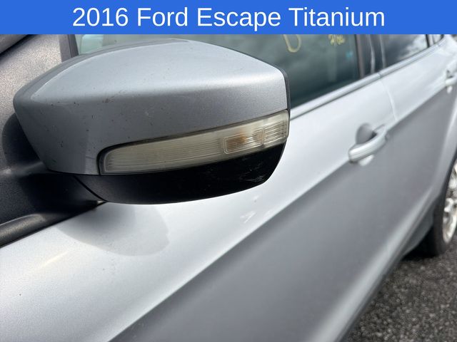 Thumbnail: 2016 Ford Escape - 20