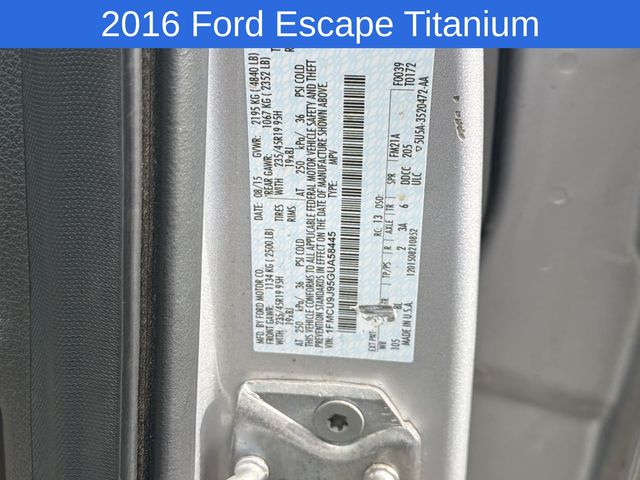 Thumbnail: 2016 Ford Escape - 21