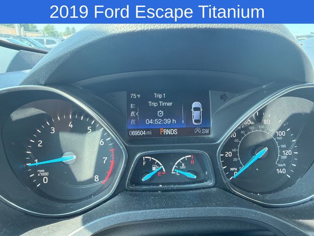 Thumbnail: 2019 Ford Escape - 12