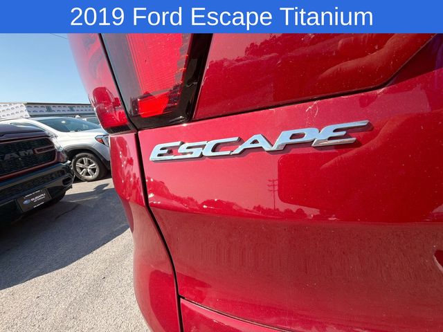Thumbnail: 2019 Ford Escape - 7