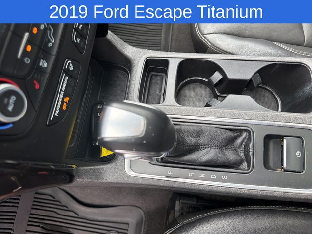 Thumbnail: 2019 Ford Escape - 14