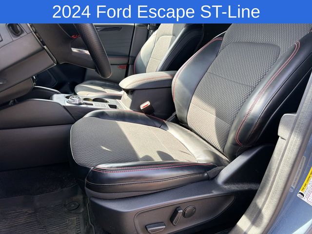 Thumbnail: 2024 Ford Escape - 10
