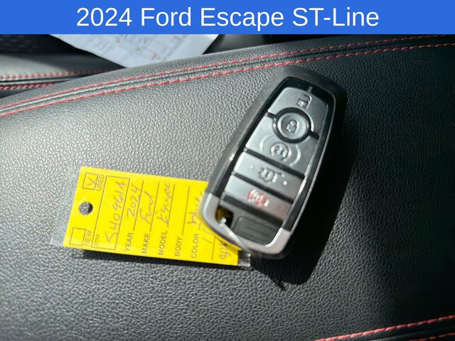 Thumbnail: 2024 Ford Escape - 15