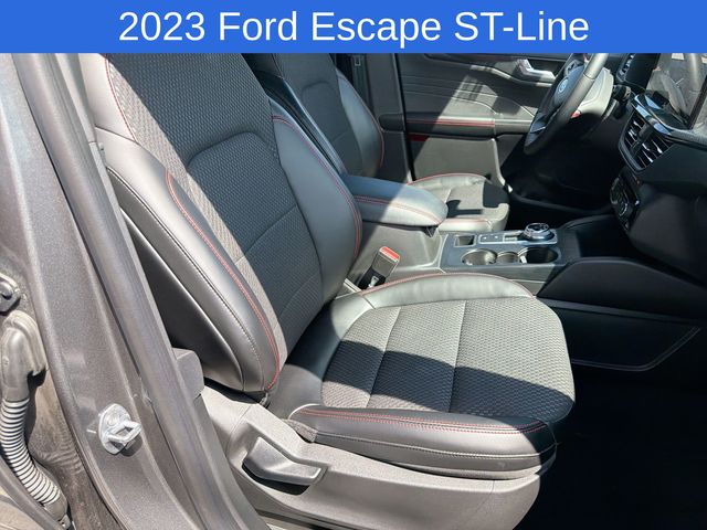 Thumbnail: 2023 Ford Escape - 12