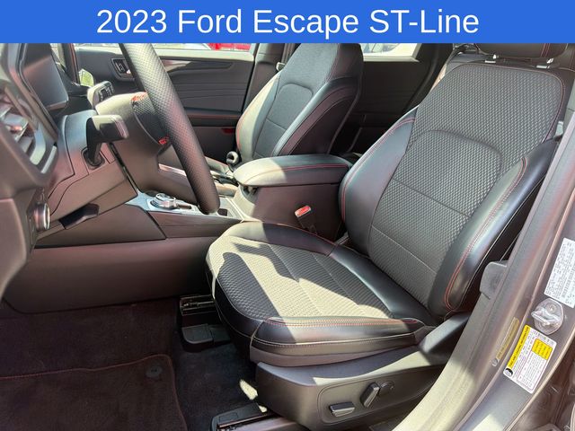 Thumbnail: 2023 Ford Escape - 11