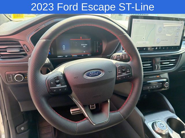 Thumbnail: 2023 Ford Escape - 10