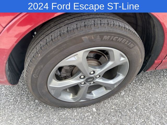 Thumbnail: 2024 Ford Escape - 7