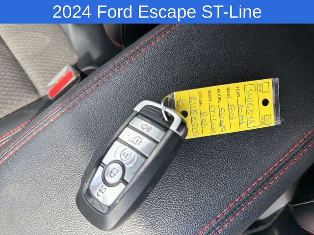 Thumbnail: 2024 Ford Escape - 15