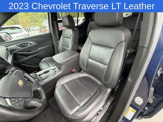 Thumbnail: 2023 Chevrolet Traverse - 12