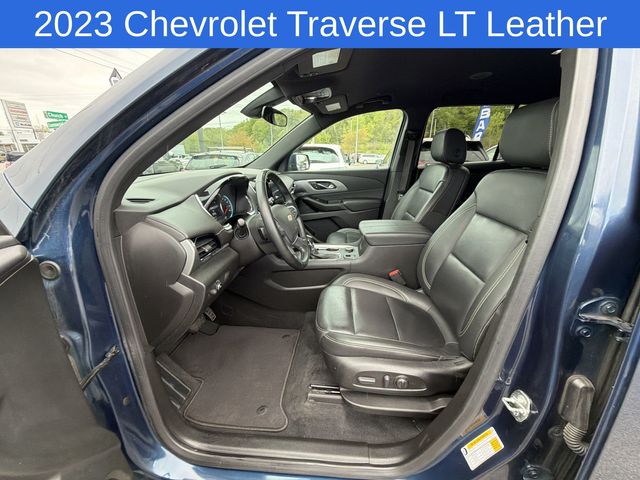 Thumbnail: 2023 Chevrolet Traverse - 11