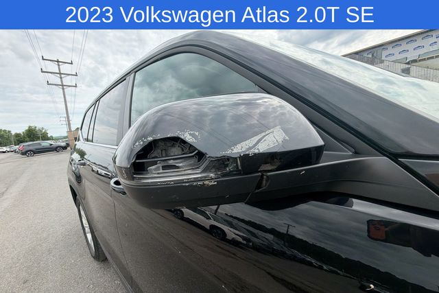 Thumbnail: 2023 Volkswagen Atlas - 17