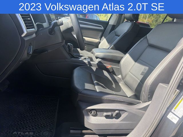 Thumbnail: 2023 Volkswagen Atlas - 13