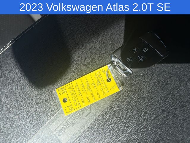 Thumbnail: 2023 Volkswagen Atlas - 16