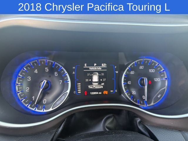 Thumbnail: 2018 Chrysler Pacifica - 13