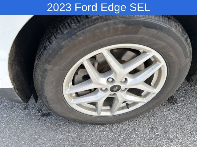 Thumbnail: 2023 Ford Edge - 16