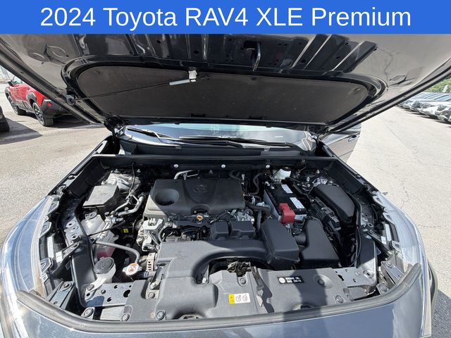 Thumbnail: 2024 Toyota RAV4 - 8