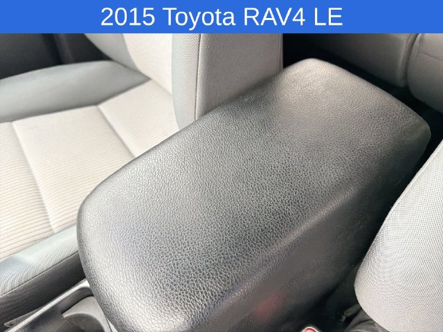 Thumbnail: 2015 Toyota RAV4 - 10