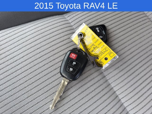 Thumbnail: 2015 Toyota RAV4 - 15