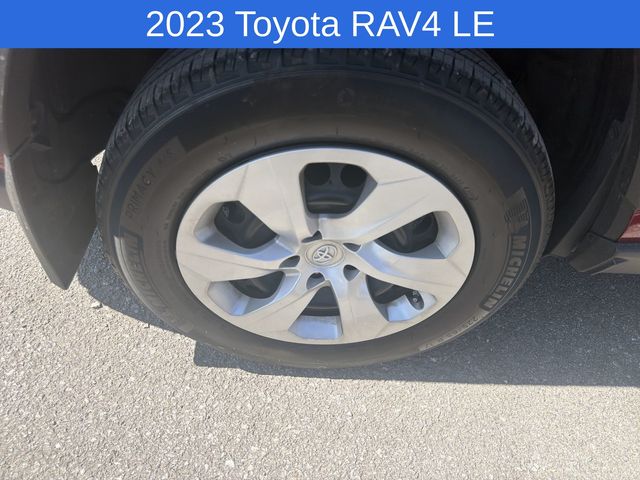 Thumbnail: 2023 Toyota RAV4 - 14