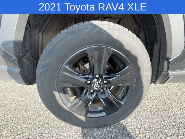 Thumbnail: 2021 Toyota RAV4 - 7