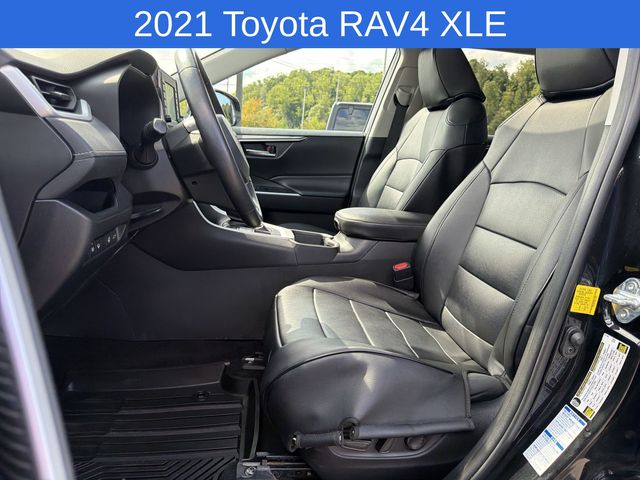 Thumbnail: 2021 Toyota RAV4 - 11