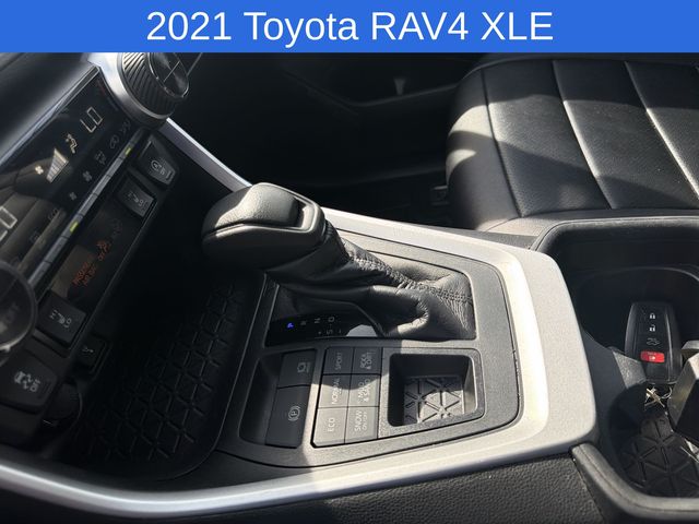 Thumbnail: 2021 Toyota RAV4 - 28