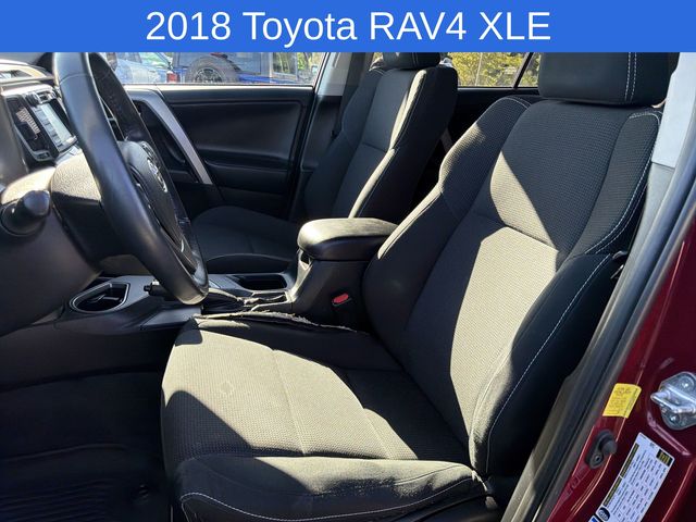 Thumbnail: 2018 Toyota RAV4 - 9