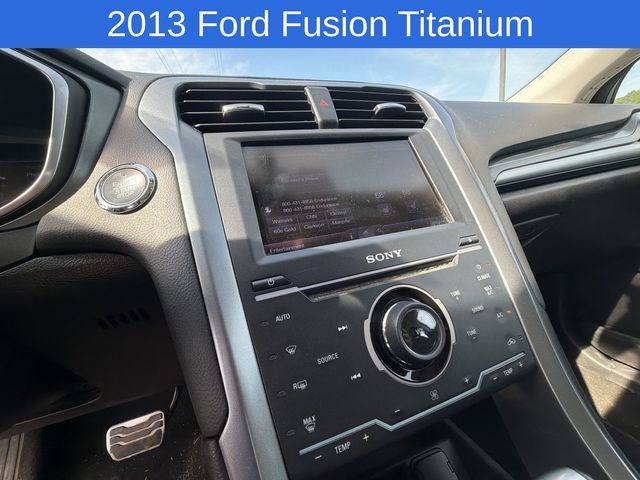 Thumbnail: 2013 Ford Fusion - 18