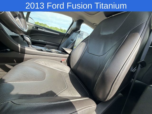 Thumbnail: 2013 Ford Fusion - 10
